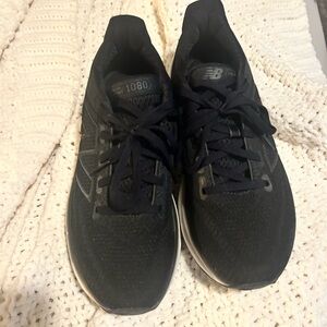 New Balance Women’s Black Athletic Shoes